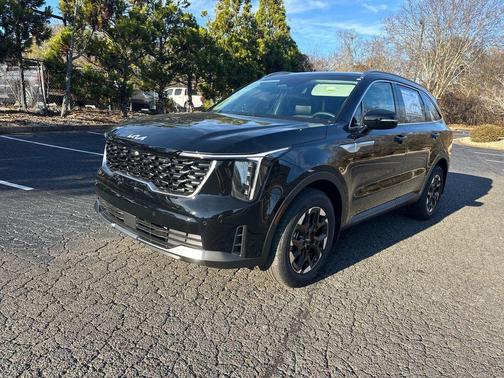 Black 2026 Kia Sorento S