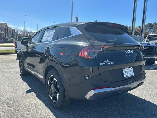 Ebony Black 2026 Kia Sportage EX