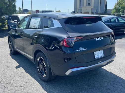 Ebony Black 2026 Kia Sportage EX