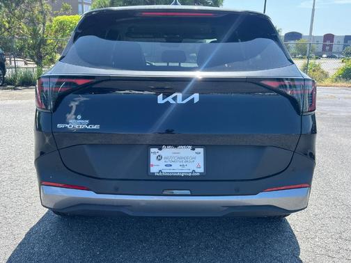 Ebony Black 2026 Kia Sportage EX