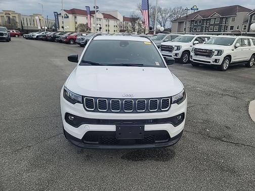 2025 Jeep Compass Latitude