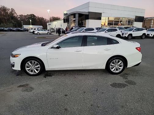 2024 Chevrolet Malibu LT