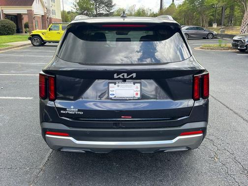 2025 Kia Sorento S