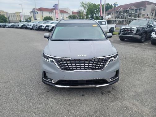 Ceramic Silver 2024 Kia Carnival SX Prestige