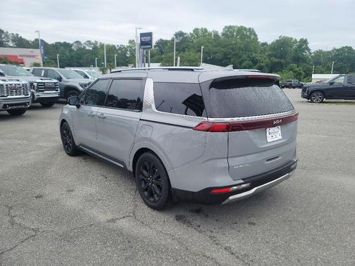 Ceramic Silver 2024 Kia Carnival SX Prestige