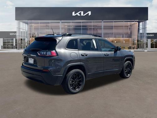 2023 Jeep Cherokee Altitude Lux