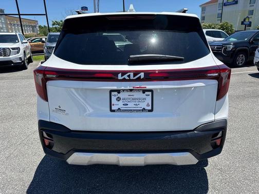 2025 Kia Seltos EX