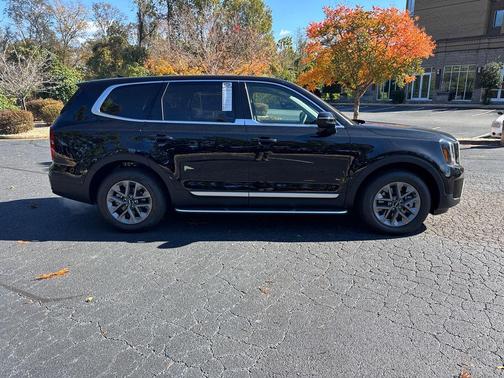 2025 Kia Telluride LX