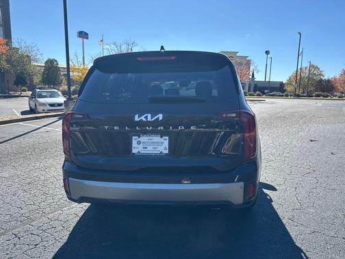 2025 Kia Telluride LX