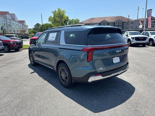 2025 Kia Carnival Hybrid SX