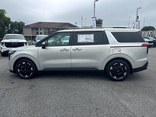 2025 Kia Carnival EX
