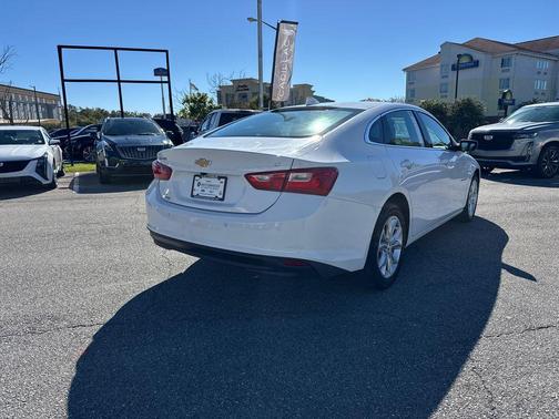 2024 Chevrolet Malibu LT