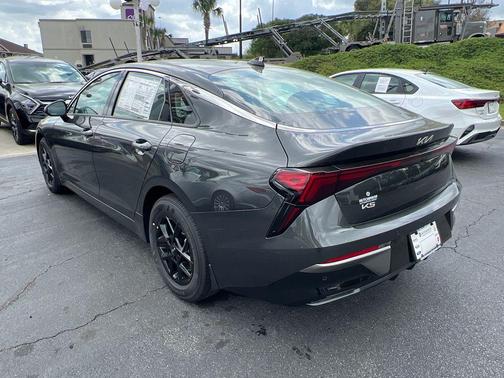 2025 Kia K5 LXS
