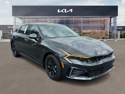 2025 Kia K5 LXS