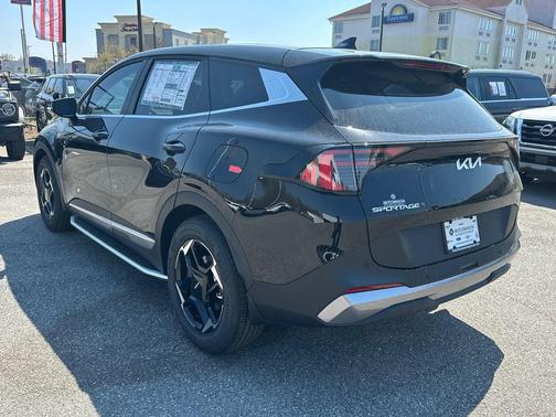 Ebony Black 2026 Kia Sportage EX