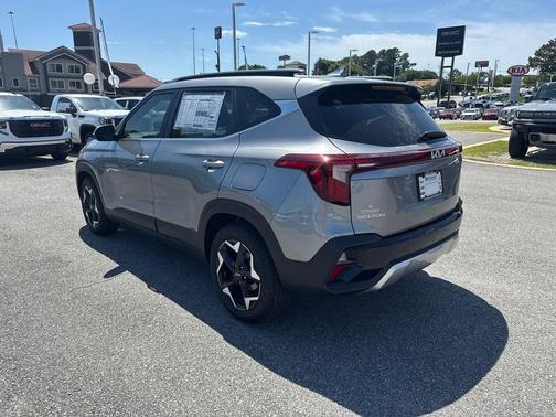 2025 Kia Seltos EX