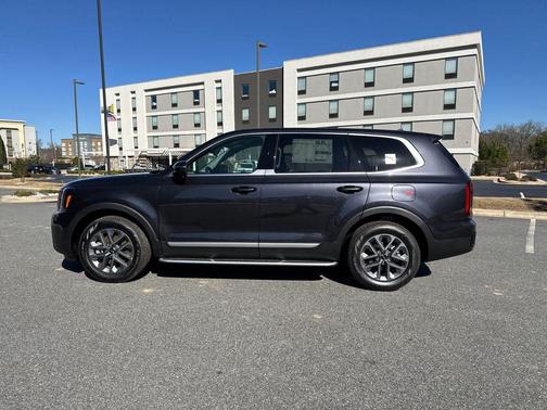 2025 Kia Telluride LX