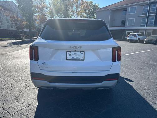 2024 Kia Sorento LX