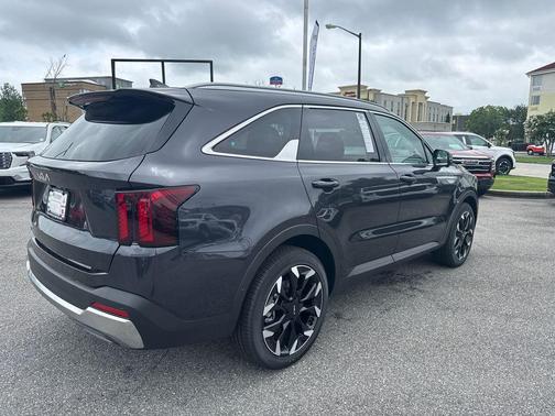 2025 Kia Sorento SX