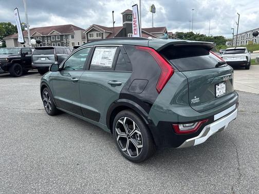 2025 Kia Niro SX Touring