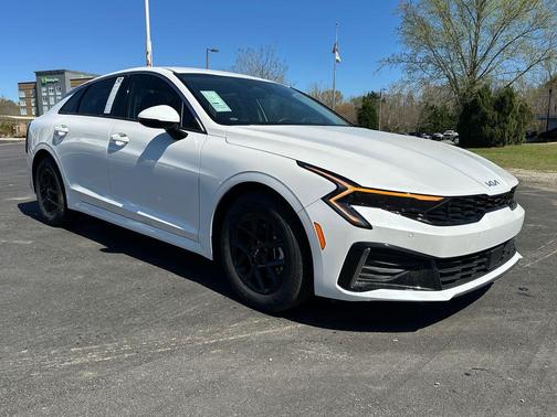 2026 Kia K5 LXS