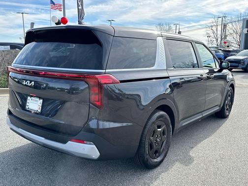 2026 Kia Carnival LXS