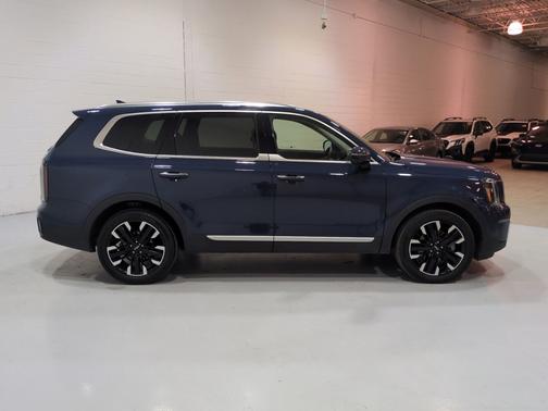 Midnight 2024 Kia Telluride SX-Prestige