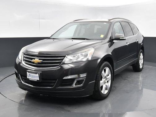 Photo 2 of 37 of 2016 Chevrolet Traverse 1LT