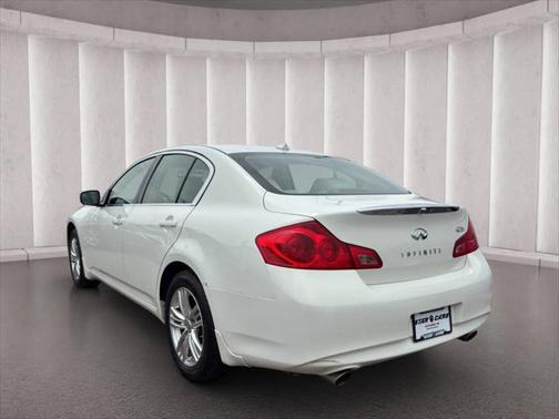 2011 INFINITI G25x Base