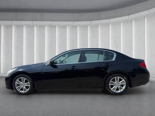 2013 INFINITI G37 Journey