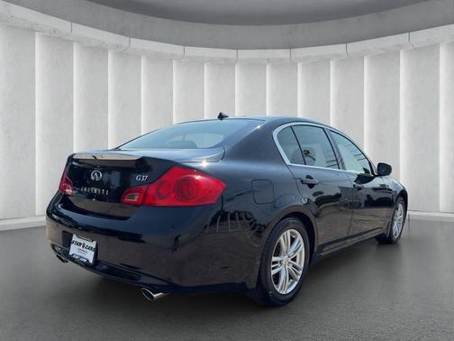 2013 INFINITI G37 Journey
