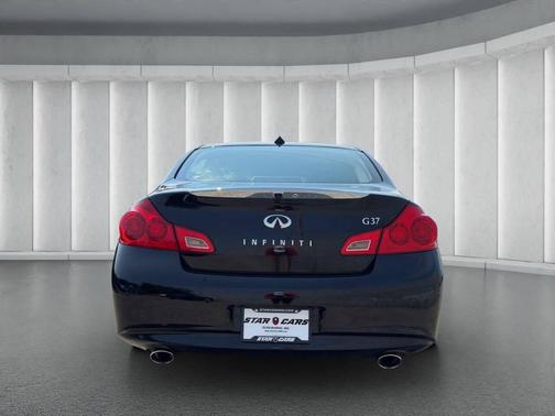 2013 INFINITI G37 Journey