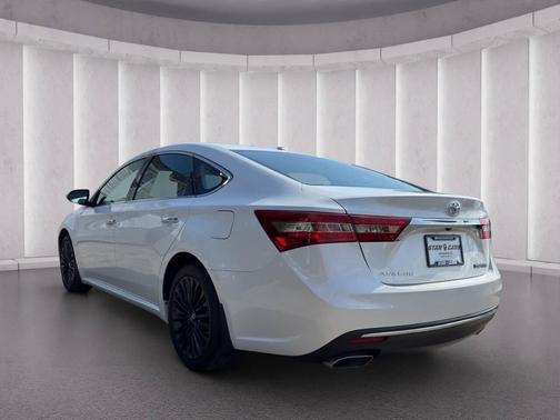 2017 Toyota Avalon Touring