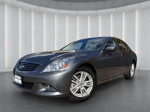 2013 INFINITI G37x Base