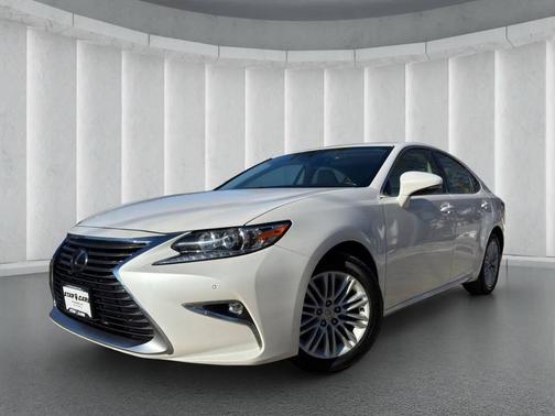 2017 Lexus ES 350 Base