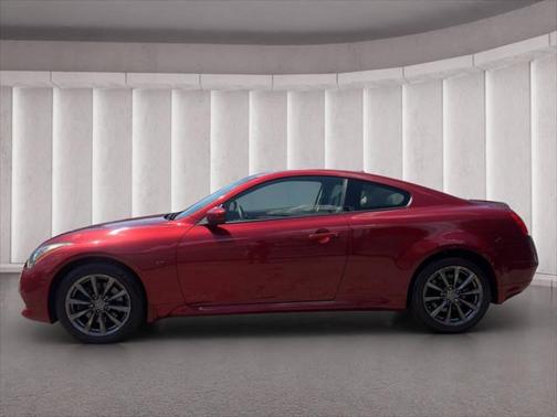 2014 INFINITI Q60 Base