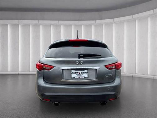 2017 INFINITI QX70 Base
