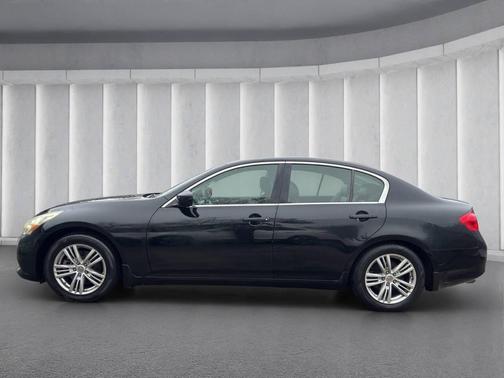 2013 INFINITI G37 Journey