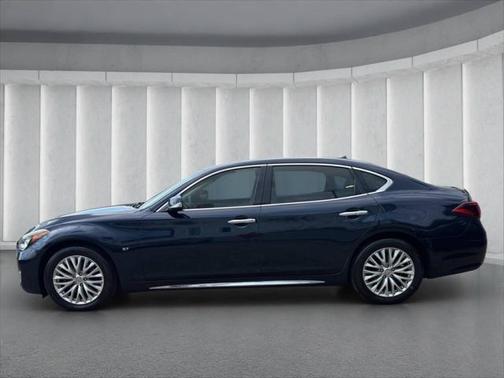 2015 INFINITI Q70L 3.7