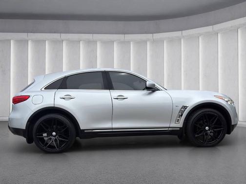 Liquid Platinum 2014 INFINITI QX70 Base