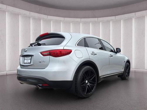 Liquid Platinum 2014 INFINITI QX70 Base