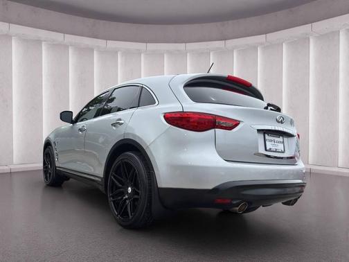Liquid Platinum 2014 INFINITI QX70 Base