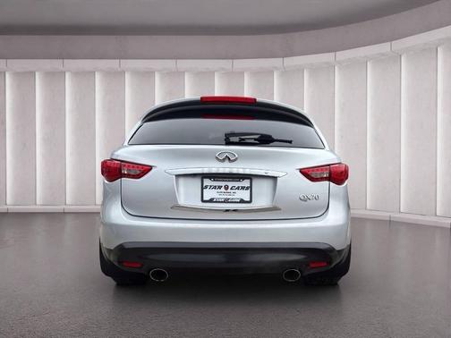 Liquid Platinum 2014 INFINITI QX70 Base