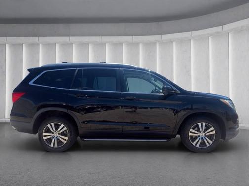 Crystal Black Pearl 2016 Honda Pilot EX-L