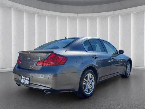 2013 INFINITI G37x Base