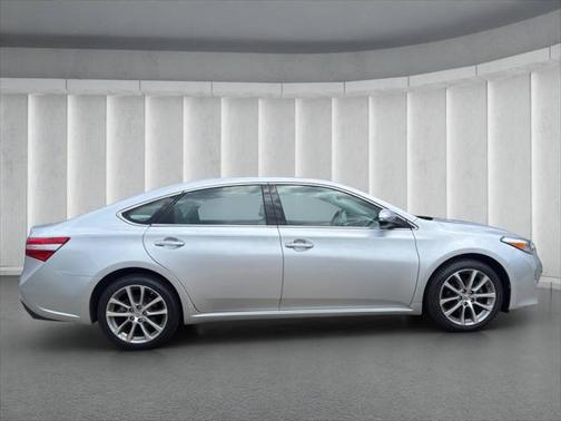 2014 Toyota Avalon XLE