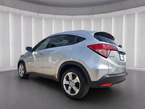 Alabaster Silver Metallic 2016 Honda HR-V EX-L w/Navigation