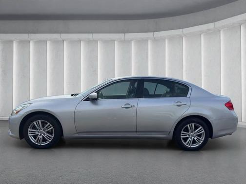 Liquid Platinum 2013 INFINITI G37x Base