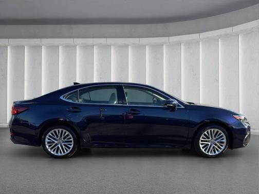 2016 Lexus ES 350 Base