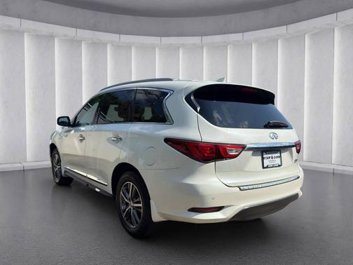 2016 INFINITI QX60 Base